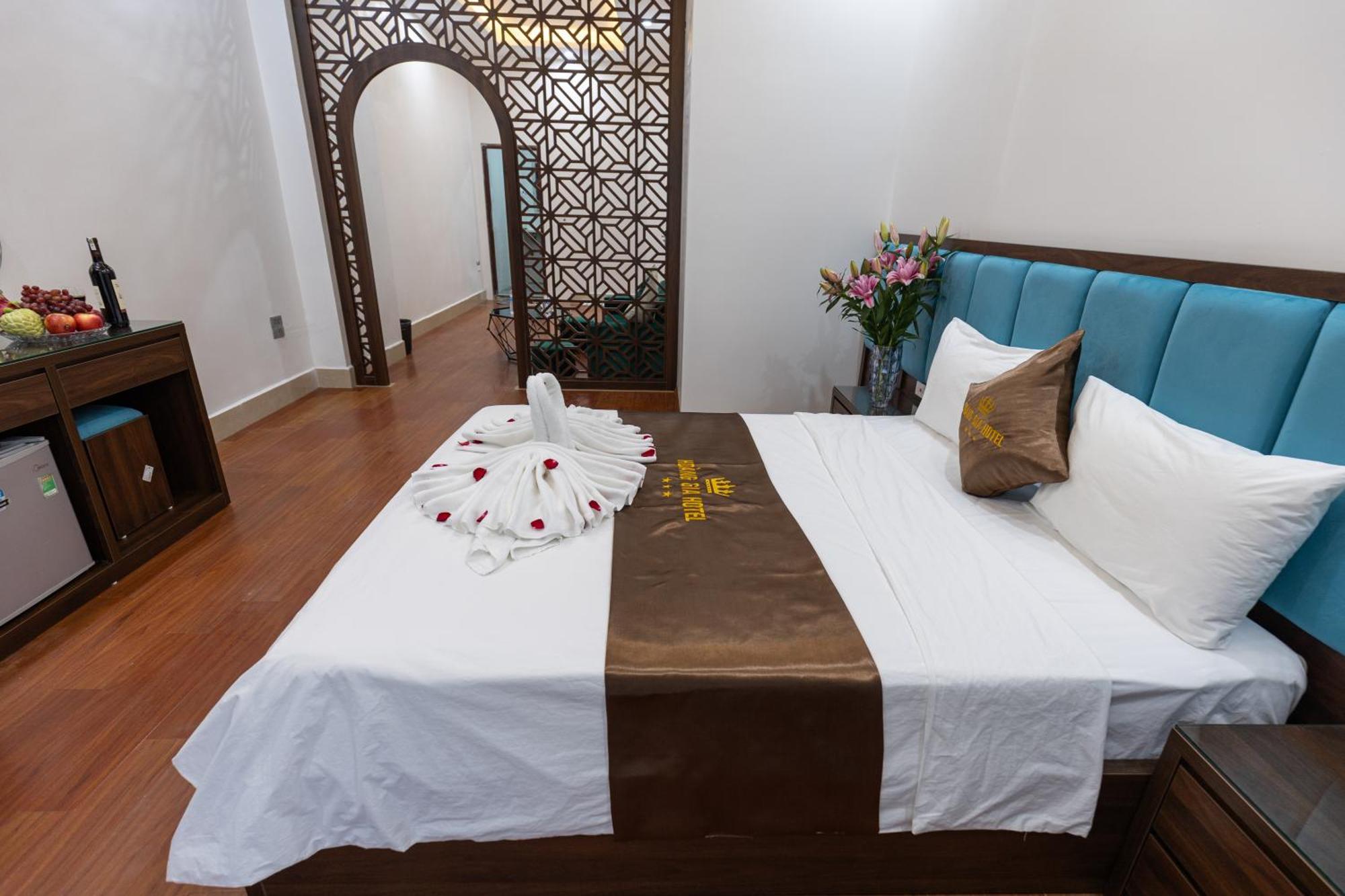 Hoang Gia Hotel Dong Anh Extérieur photo